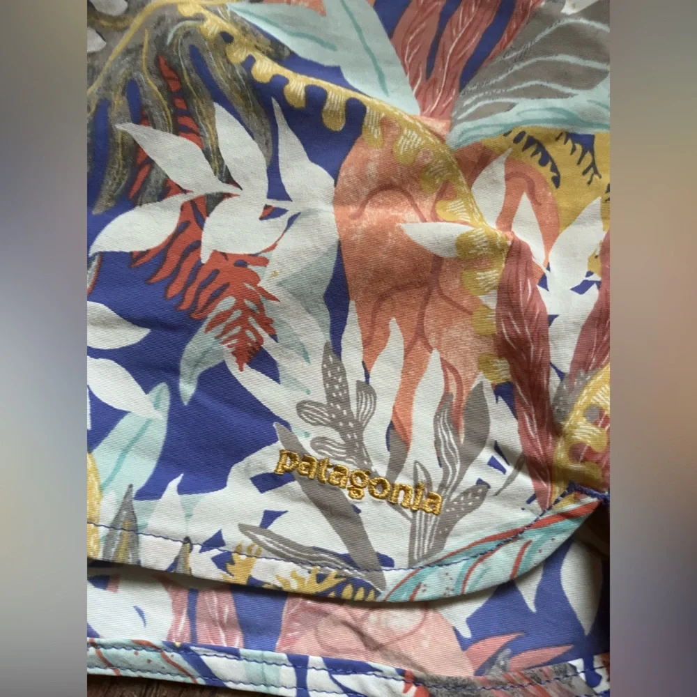 Tropical Print Women's Board Shorts - Picture 11 of 13